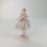 Πορσελάνινη μπαλαρίνα