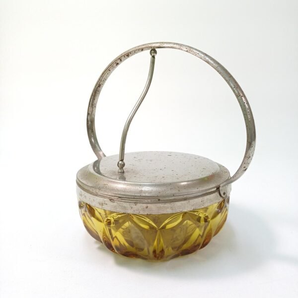 Γυάλινη φοντανιέρα με μεταλλικό καπάκι