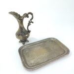 Μπρούτζινος δίσκος με περίτεχνη κανάτα, vintage