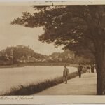 Vintage Καρτ Ποστάλ Salzburg, Motiv a d. Salzach 1923