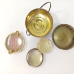 4 μπρούτζινα και ορειχάλκινα αντικείμενα