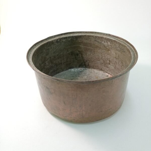 Χάλκινη μεγάλη κατσαρόλα