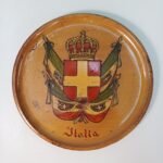 Ξύλινο πιάτο με θυρεό "Italia"