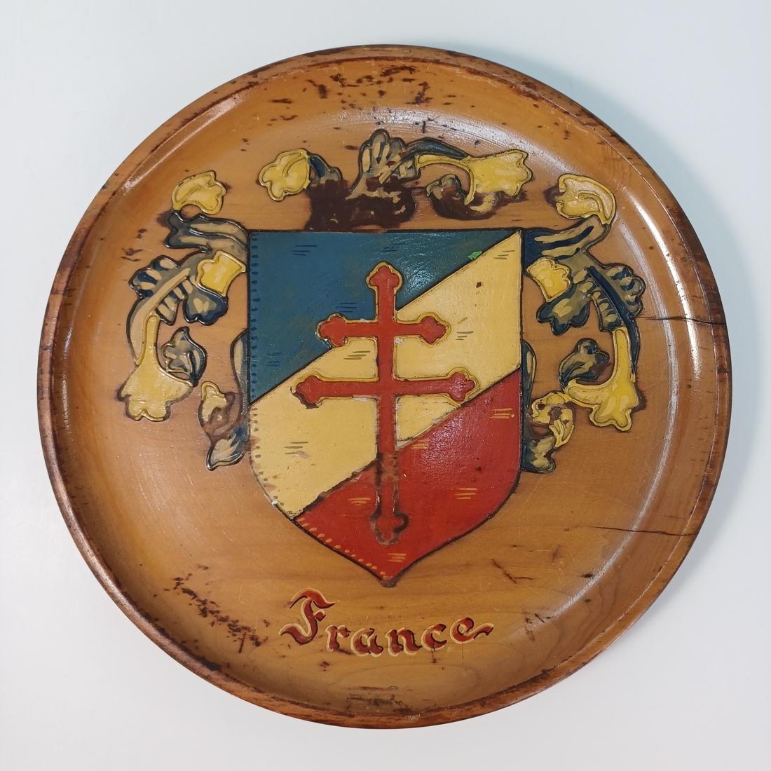 12B1-22-20251128_103106-1100x1100 Ξύλινο πιάτο με θυρεό Γαλλίας "FRANCE" - Image 1