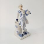 Ανδρική φιγούρα από πορσελάνη