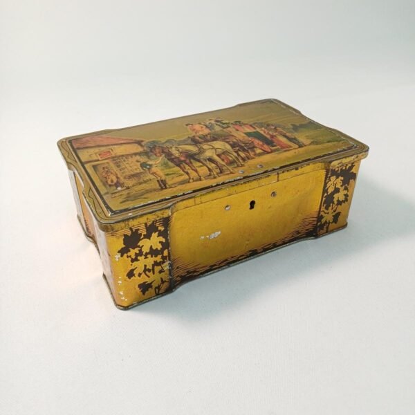 Vintage μεταλλικό κουτί από ζαχαρωτά "Clarnico Ltd. London, England"