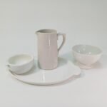 4 λευκά πορσελάνινα-κεραμικά αντικείμενα σερβίτσιου