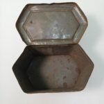 Vintage μεταλλικό κουτί με πολύγωνο σχήμα - Image 6