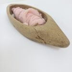 Παραδοσιακή σαΐτα αργαλειού με νήμα - Image 3