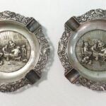 Vintage μεταλλικά σταχτοδοχεία 'Σκηνή από Ολλανδική ταβέρνα'(2 τεμαχίων)