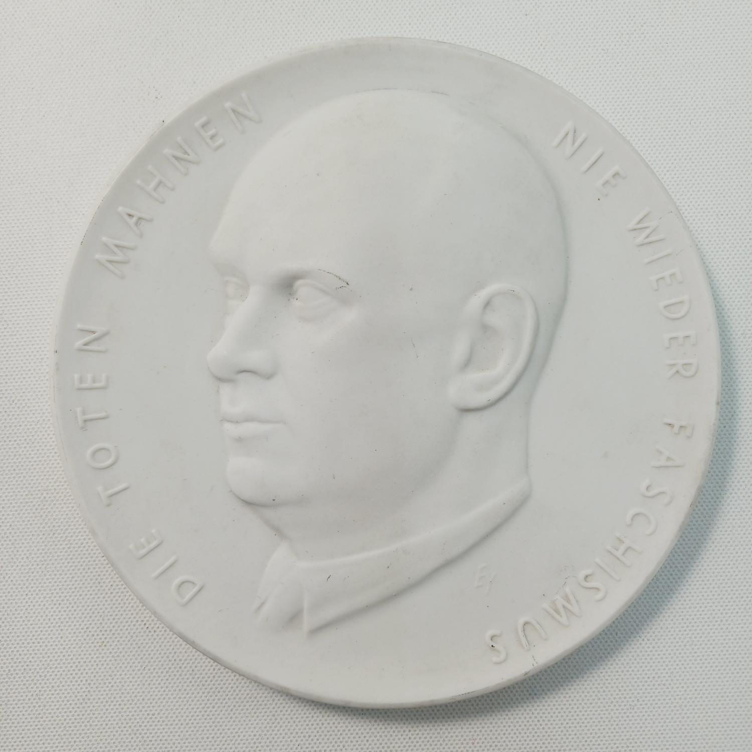 6B5-13-20251104_121117-1500x1500 Πορσελάνινη πλακέτα "Ernst Thelmann" (WWII) - Image 1