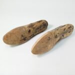 Ζευγάρι παραδοσιακά ξύλινα καλαπόδια (23 cm) - Image 2