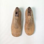 Παραδοσιακά ξύλινα καλαπόδια (16 cm και 15,5cm) (2 τεμ.)