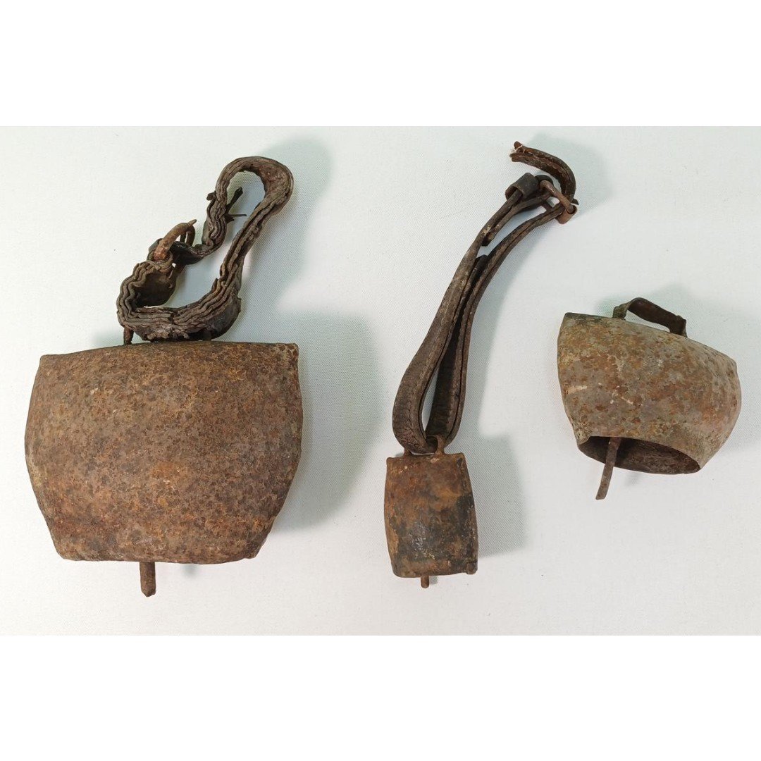 7S2-5-A-20250810_171735-1500x800 3 παραδοσιακές κουδούνες - Image 1