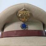 Πηλήκιο, επωμίδες, μπαρέτα (WWII) (Συλλογή 3 τεμαχίων) - Image 2