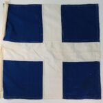 Ελληνική σημαία "Επίσημο σήμα πλώρης" από Πολεμικό πλοίο (τέλη δεκαετίας του 1980)