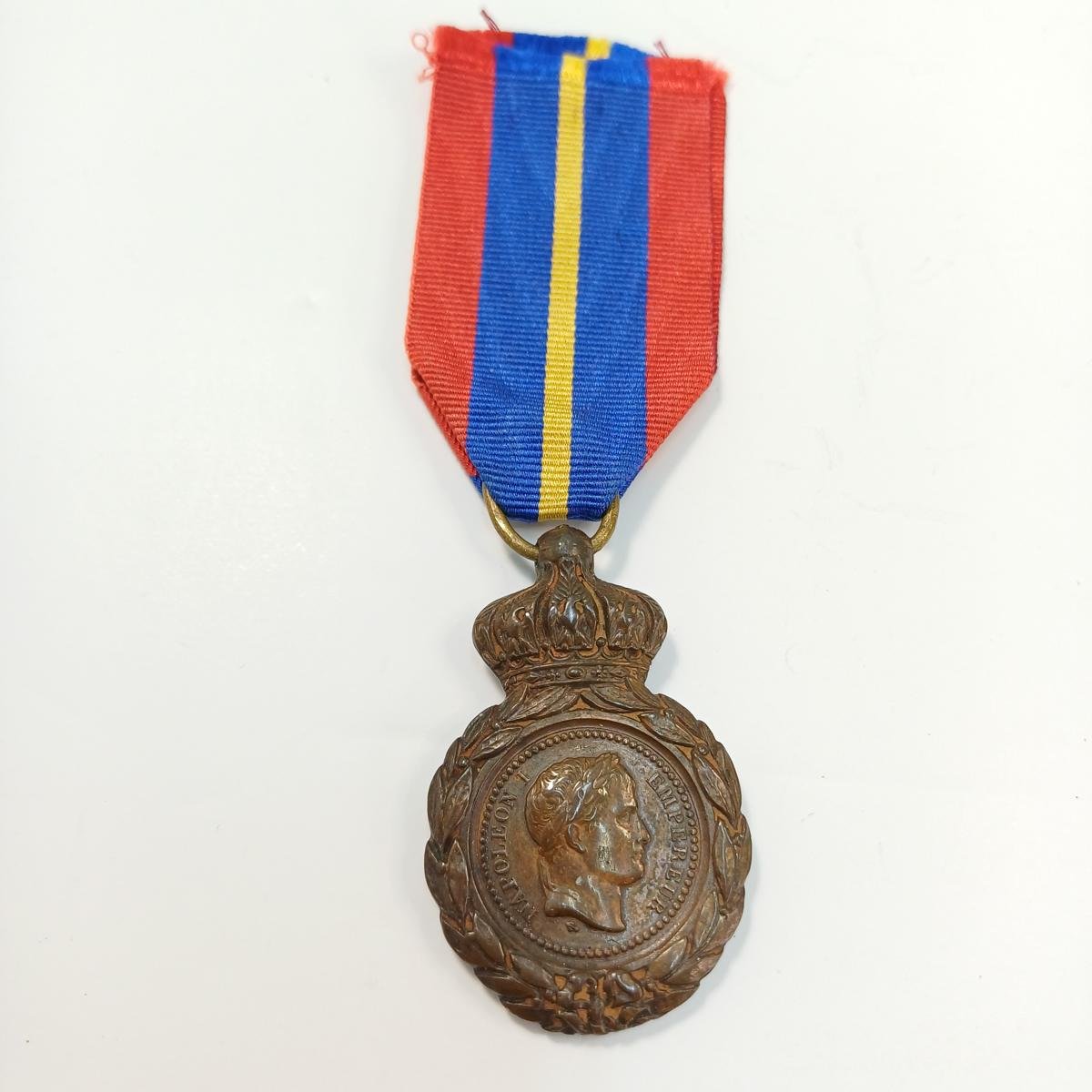 A8-10-1-20251020_094552-1200x1200 Μετάλλιο Αγίας Ελένης (Médaille de Sainte-Hélène) - Image 1