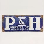 Πινακίδα P&H (Harnischfeger- Corp. Milwaukee, USA)