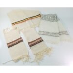 Λευκά είδη (τραβέρσες και πετσέτες σε εκρού αποχρώσεις) 4 τεμάχια