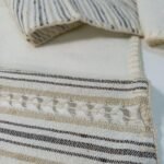 Λευκά είδη (τραβέρσες και πετσέτες σε εκρού αποχρώσεις) 4 τεμάχια - Image 10