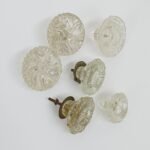 Vintage γυάλινα χερούλια επίπλου (σχέδια λουλουδιών) (LOT 6 τεμαχίων) - Image 3