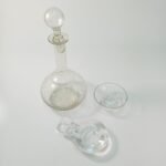 Διακοσμητικά γυάλινα αντικείμενα vintage (καράφα, μπολ, κηροπήγιο), (LOT 3 τεμ.) - Image 2