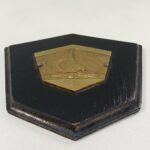 Πλακέτα βραβείων Ιστιοπλοΐας Νεανικής Ρεγκάτας 1936 - Image 2