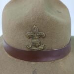 Επίσημο πλατύγυρο καπέλο Προσκόπων Ελλάδος με ορειχάλκινο έμβλημα - Image 3