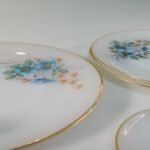 Σετ πιατικών από οπαλίνα (σχέδιο γαλάζιων λουλουδιών και χρυσές λεπτομέρειες) (8 τεμ.) - Image 3