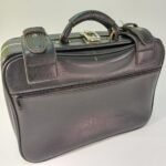 Μαύρη δερμάτινη βαλίτσα vintage - Image 2