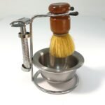 Σετ ξυρίσματος σε μεταλλική βάση, vintage
