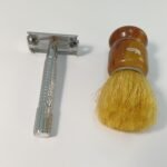 Σετ ξυρίσματος σε μεταλλική βάση, vintage - Image 3