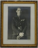 Ιωάννης Μεταξάς - Γεώργιος Β' (WWII) Απονομή Αργυρού Σταυρού (Φωτογραφία - Απονομή με τις υπογραφές τους) - Image 3