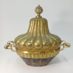 Αντίκα ορειχάλκινο μαγκάλι με χάλκινη βάση