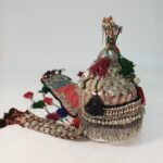 Παραδοσιακό νυφικό κάλυμμα κεφαλής (headdress) με χάντρες και έκτυπα ελάσματα - Image 4