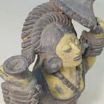 Aνθρωπόμορφο φλάουτο-σφυρίχτρα (οκαρίνα) κατασκευασμένο σε προκολομβιανό στυλ της Μεσοαμερικής - Image 6