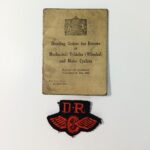 WWII- Βρετανικό στρατιωτικό δίπλωμα οδήγησης και έμβλημα μοτοσικλετιστή (εκδοθέν 1943)