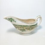 Σαλτσιέρα (Gravy boat) αντίκα, αγγλικής πορσελάνης A.J. Wilkinson Ltd "COLUMBIA-Ye olde Hall Potterie-STAFFORDSHIRE ENGLAND-Estd 1790" (πρώτο μισό 20ού αιώνα)